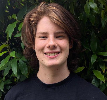 Headshot of Lennon Jablonka